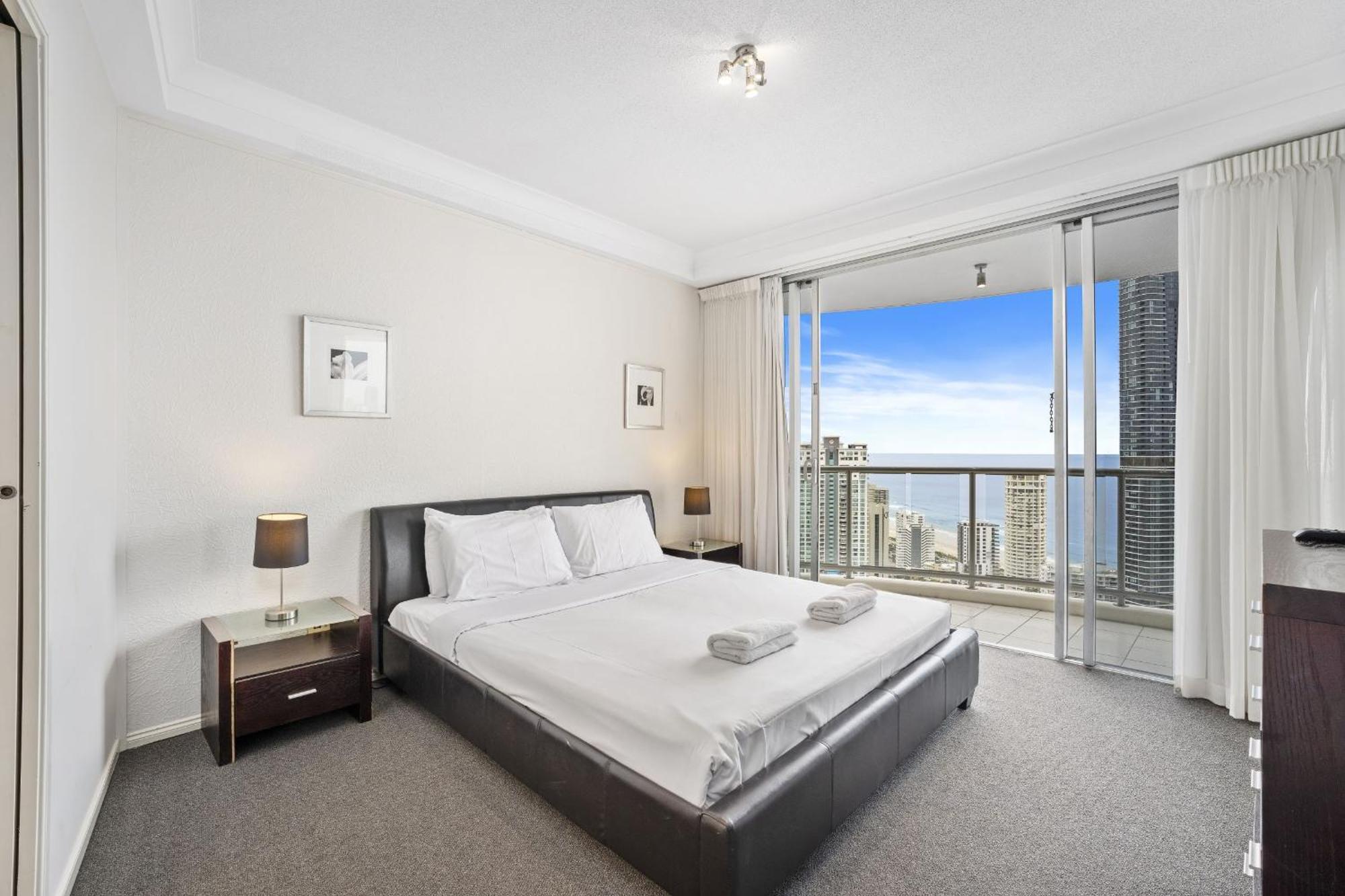 Chevron Renaissance - Hr Surfers Paradise Apartment *